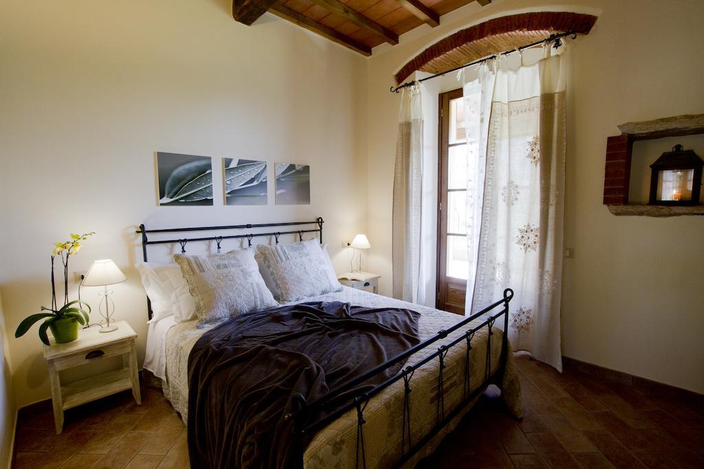 בית הארחה ונטורינה טרמה 	Il Bottaccio Casa Di Campagna חדר תמונה
